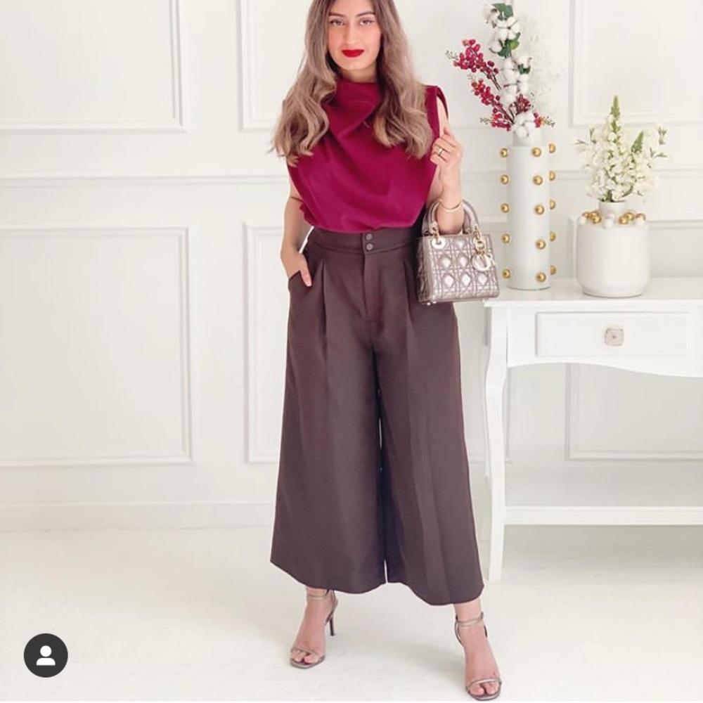GORGEOUS ZARA NWT Pleated Blouse - Picture 7 of 9
